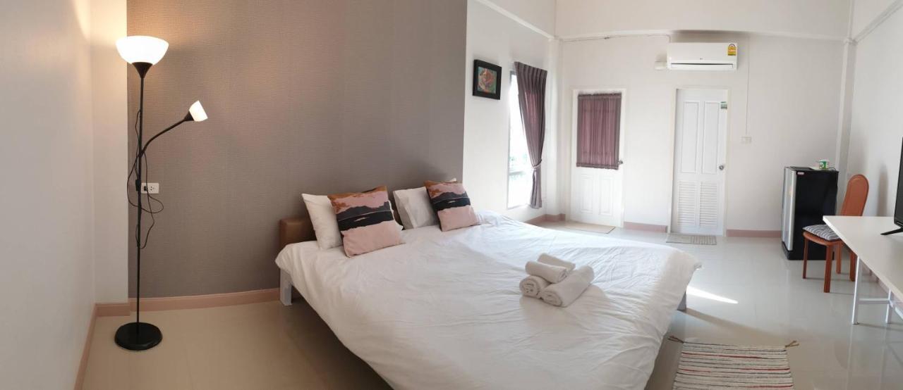 Aparthotel Prinya House ปริญญา เฮ้าส์ Ban Huai Kapi Exterior foto